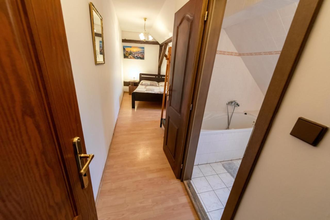 Pension Rosa Cesky Krumlov Exterior photo