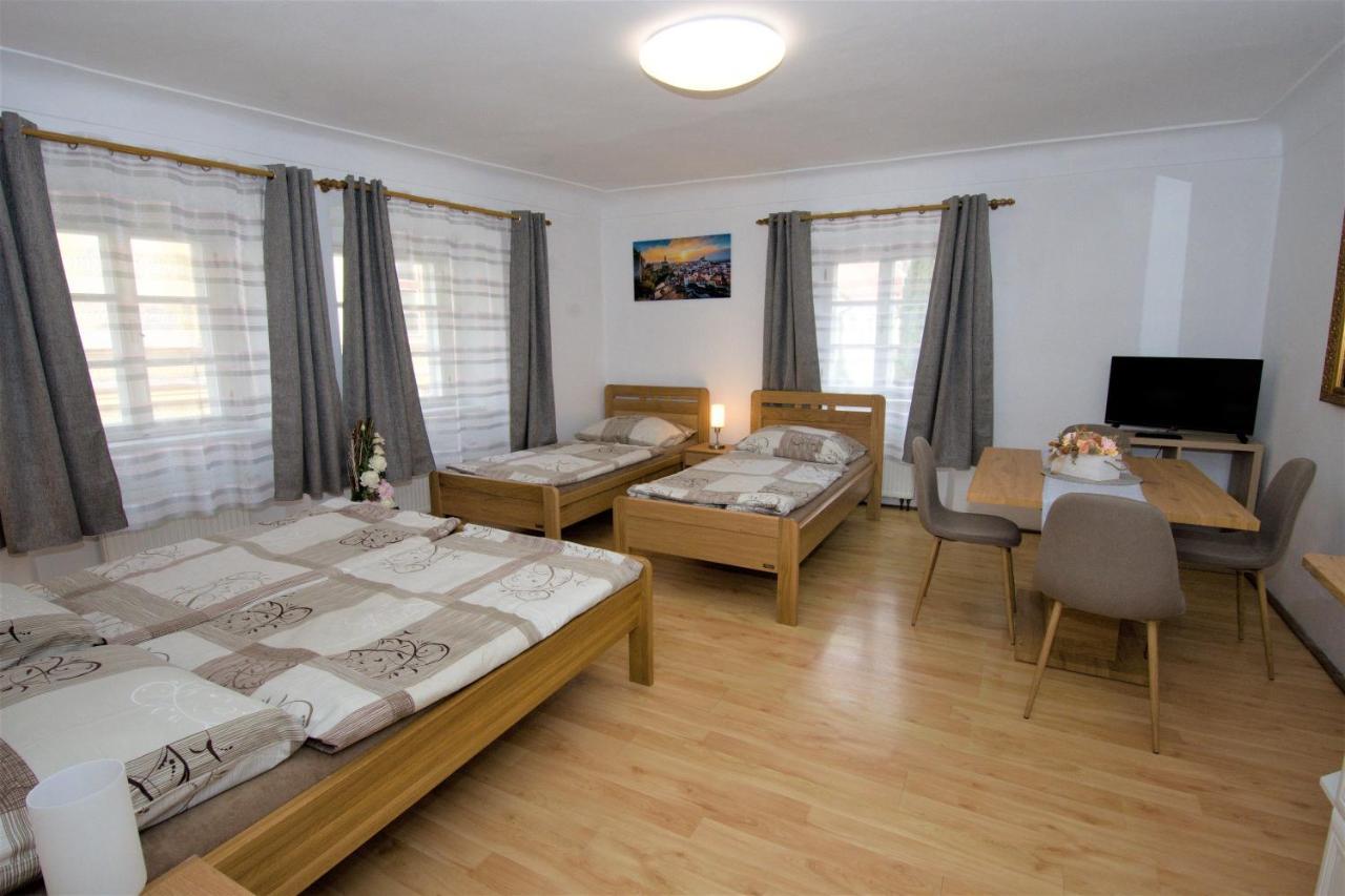 Pension Rosa Cesky Krumlov Exterior photo